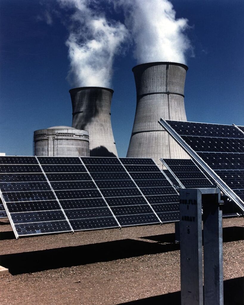 Clean Energy vs Nuclear Energy: Which is the Better Option for Our Future?